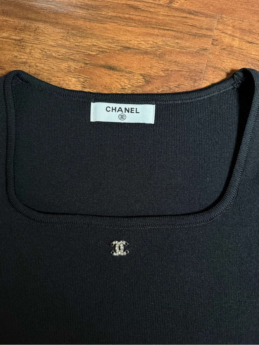 CHANEL elegant black